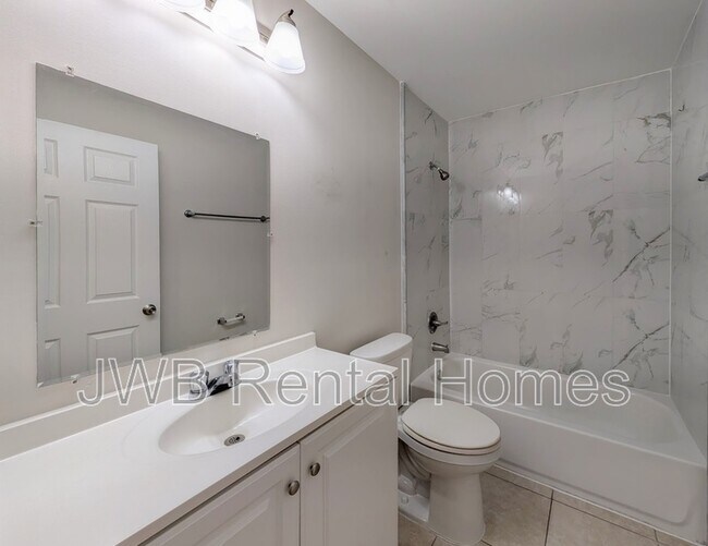 Building Photo - 2851 Yellow Pine Ct