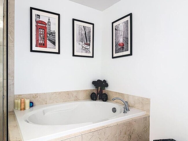 Building Photo - 450 N Federal Hwy