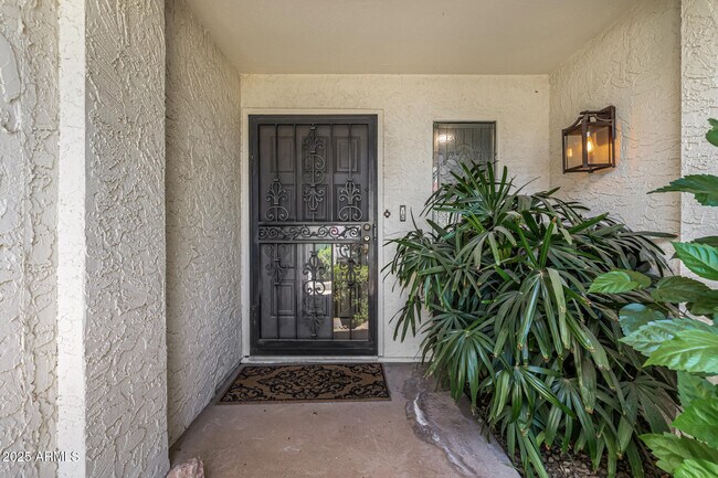 Building Photo - 7345 E Keim Dr