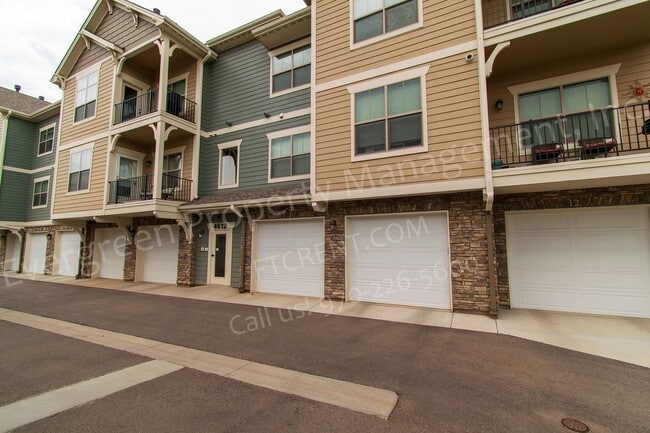 Building Photo - 4612 Hahns Peak Dr