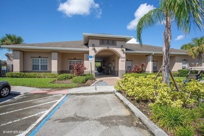 Building Photo - 6514 S Goldenrod Rd