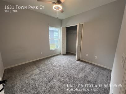 Building Photo - 1631 Town Park Ct