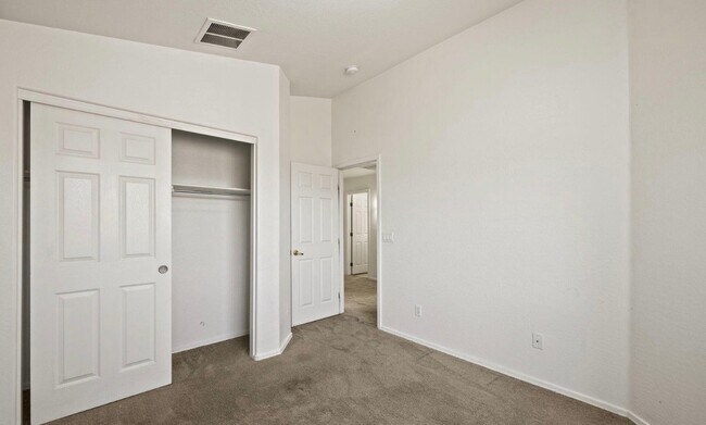 Building Photo - 7361 E Plateau Ridge Rd