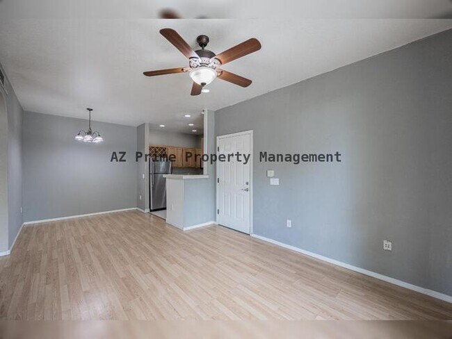 Building Photo - 2929 W Yorkshire Dr