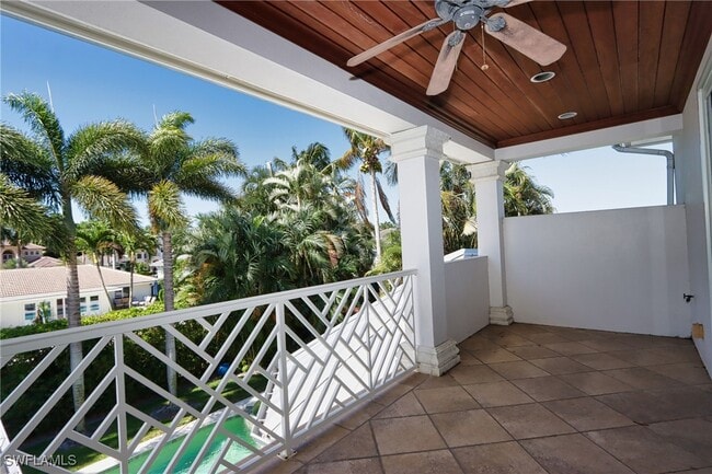 Building Photo - 750 Portside Dr