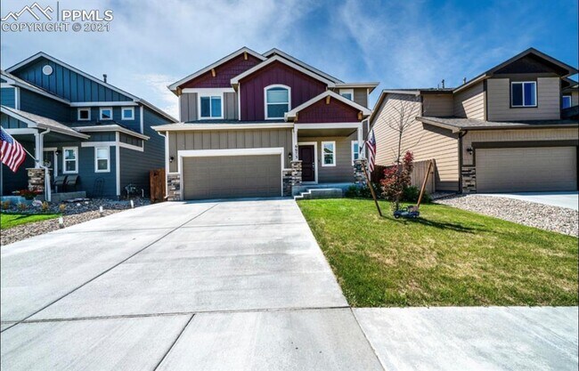 Building Photo - 6673 Galpin Dr