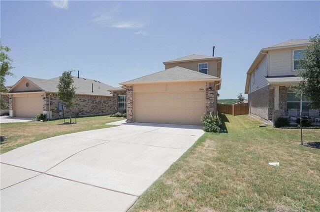 Building Photo - Beautiful and Spacious 4 BR / 3 BA Home fo...