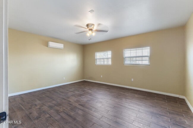 Building Photo - 12492 Angie Bombach Ave