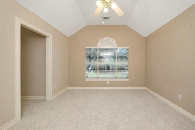 Building Photo - 22211 Mission Hills Ln