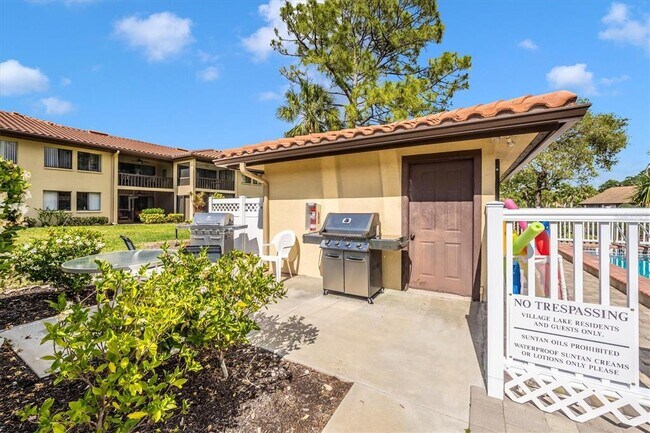 Building Photo - 5219 Lake Village Dr