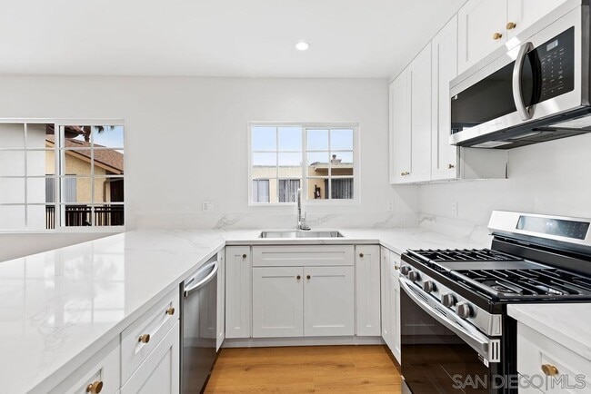 Building Photo - 4265 42nd St