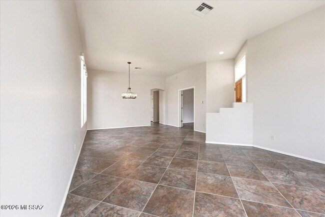 Building Photo - 10961 E Siskin Pl