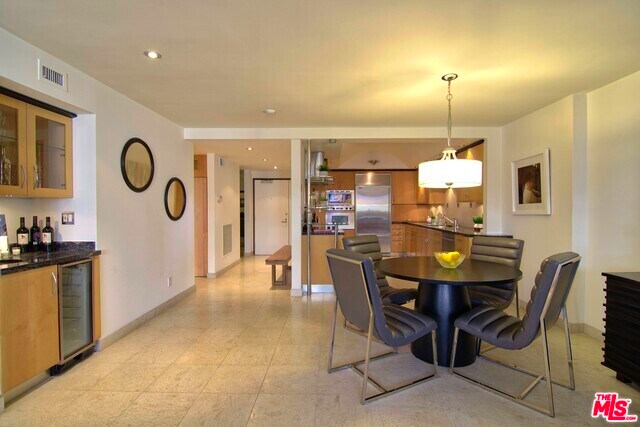 Building Photo - 1118 3rd St