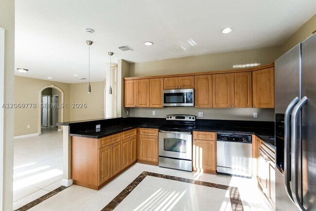 Building Photo - 6664 SW 163rd Pl