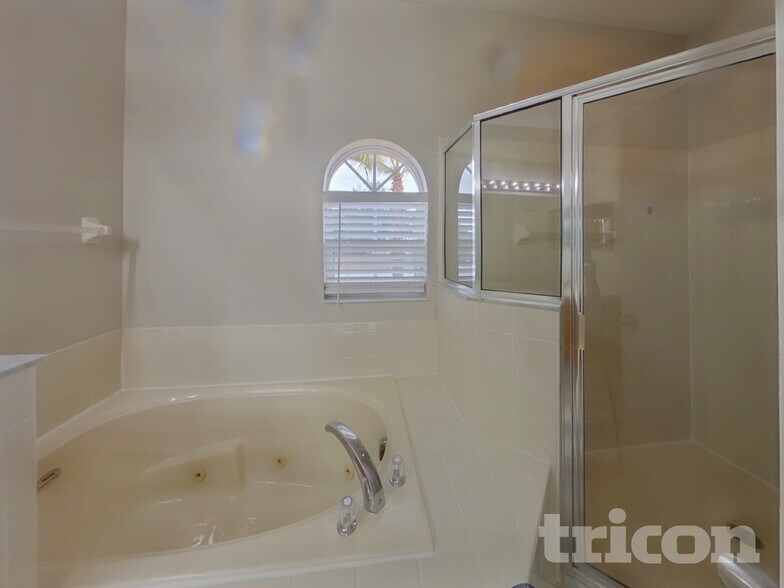 Building Photo - 229 Beckenham Dr