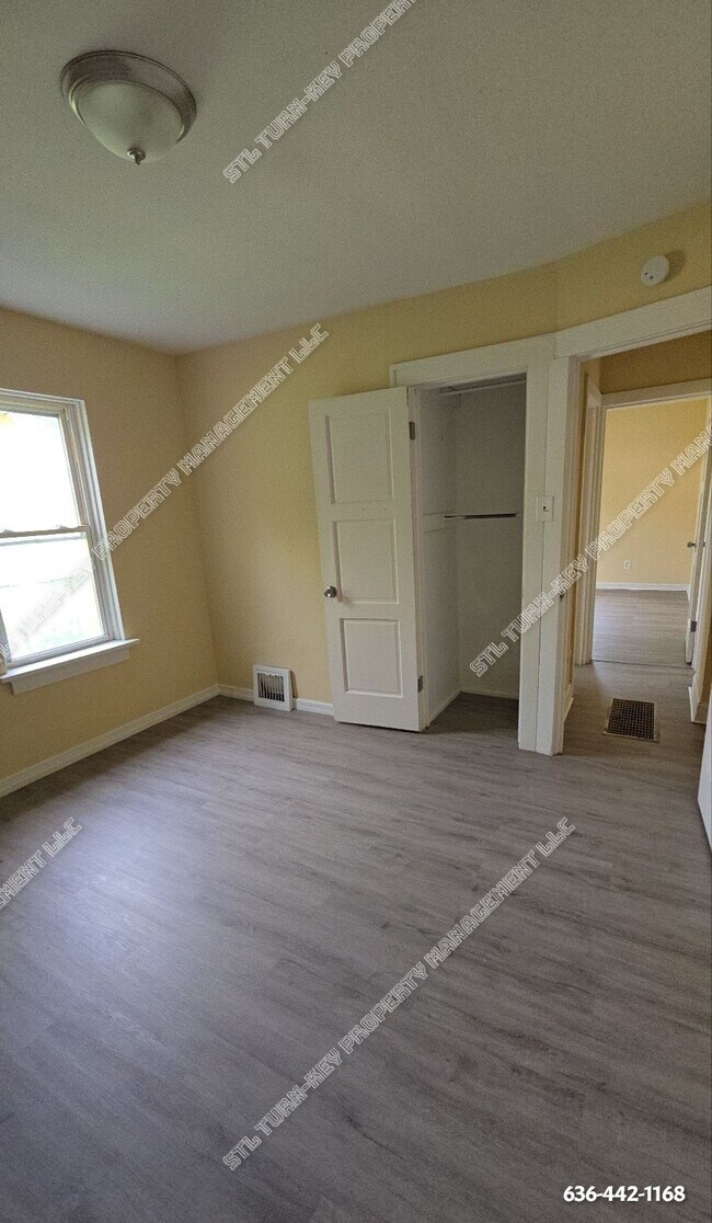 Building Photo - 3340 Werder Dr