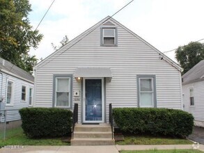 Building Photo - Nice 3 bedroom off of Taylor Blvd