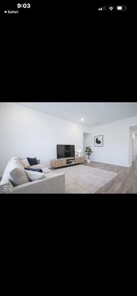 Building Photo - 6608 W Shoreline Ct