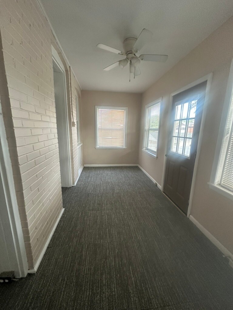 Sitting room of Kitchen/Bedroom - 5044 Bancroft Ave