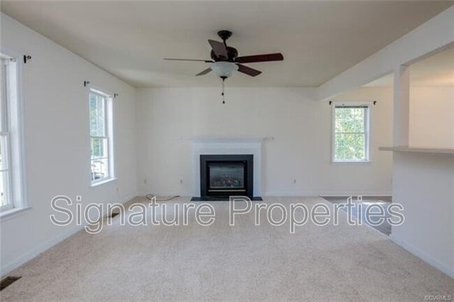 Building Photo - 6392 Greystone Creek Rd