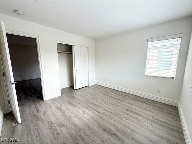 Building Photo - 9748 Waukegan Ave