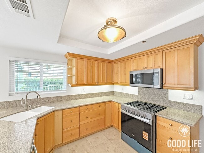 Building Photo - Price Reduced! Fully Renovated End-Unit 3BD/2.5BA in Lake Forest with Views, Private Yard & 2-Car...