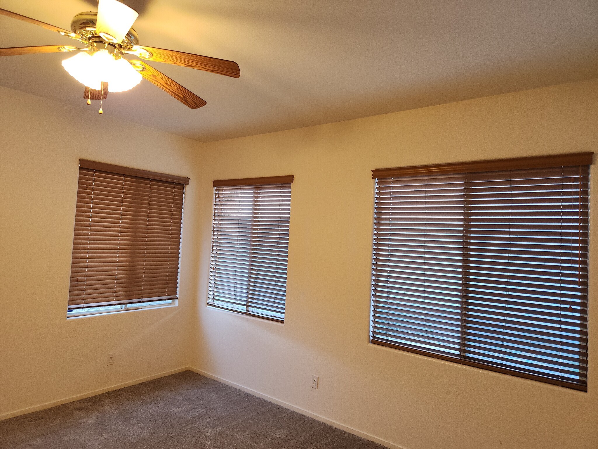 Building Photo - 4458 Yellow Harbor St