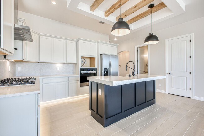 Building Photo - Beautiful East side House 4 bed-2.5 baths, part of The Club that includes Swimming Pool, Gym, Ten...