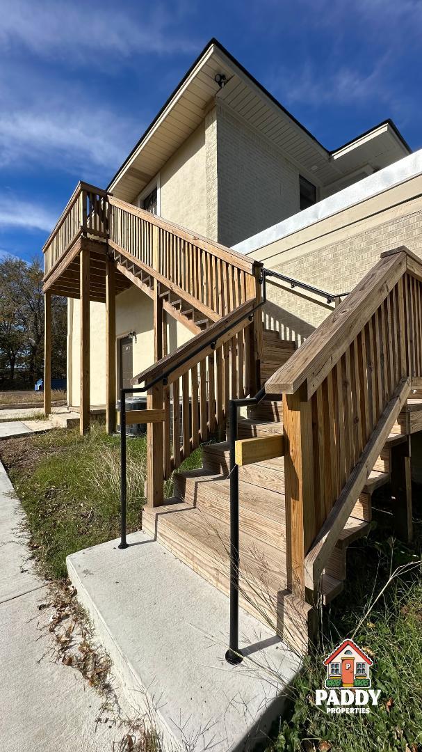 Building Photo - 202 E Arkansas St