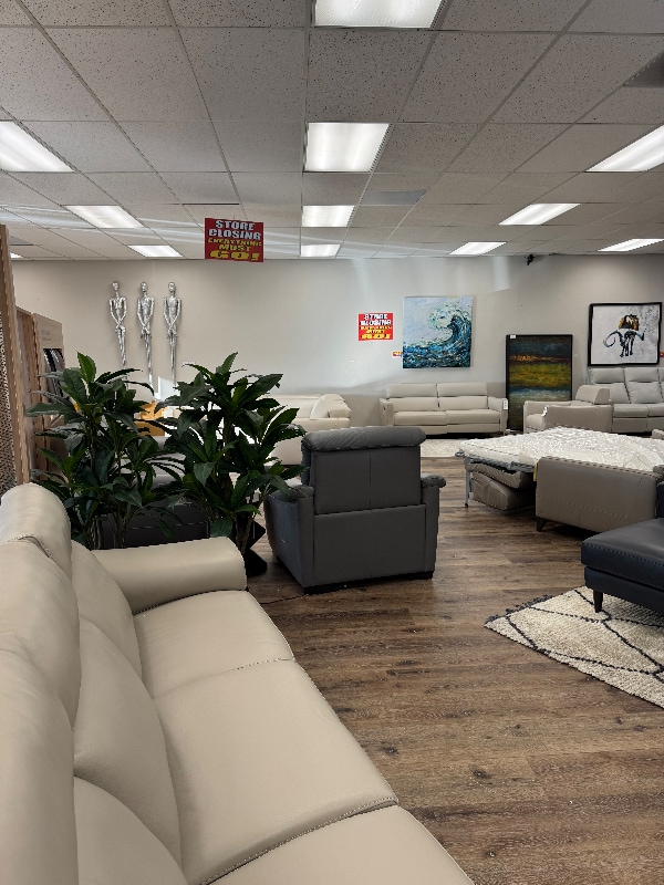 Building Photo - 22750 Hawthorne Blvd