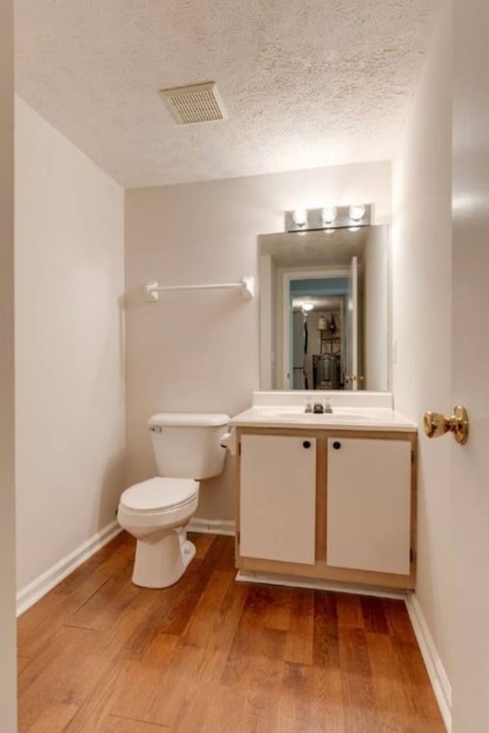 Building Photo - 104 Waterview Dr