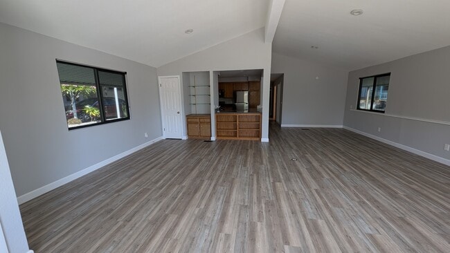 Building Photo - 909 Richland Rd