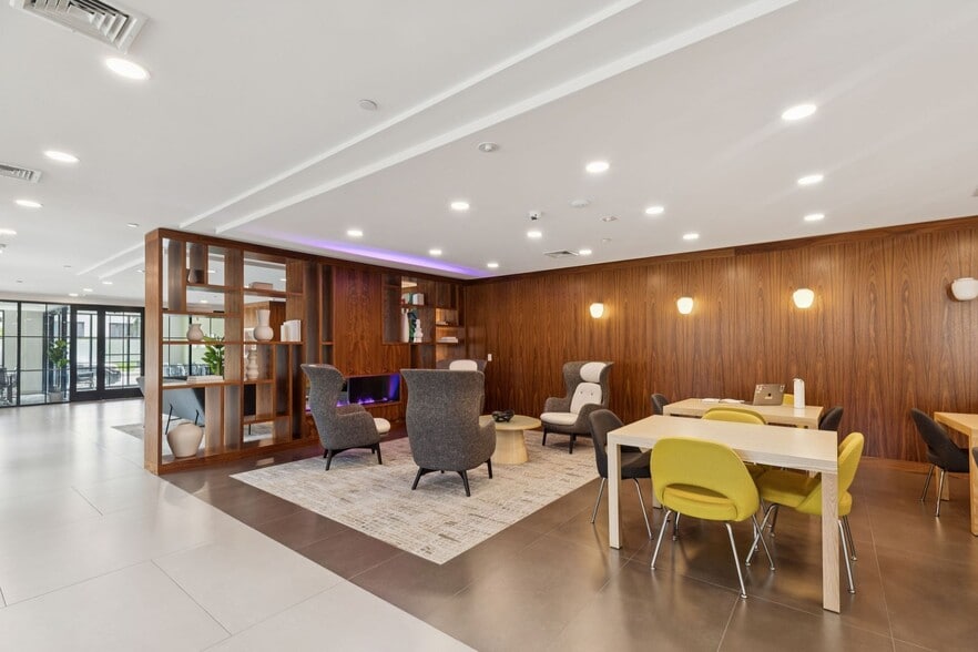 Building Photo - The Elm Narberth