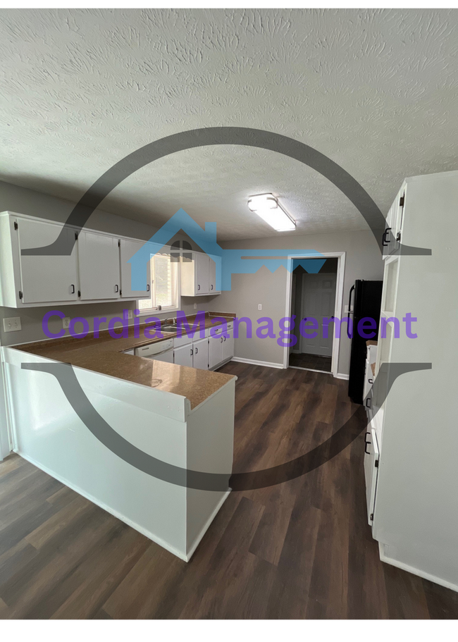 Building Photo - The Grand Avenue 4 Bedroom For Rent in Ellenwood