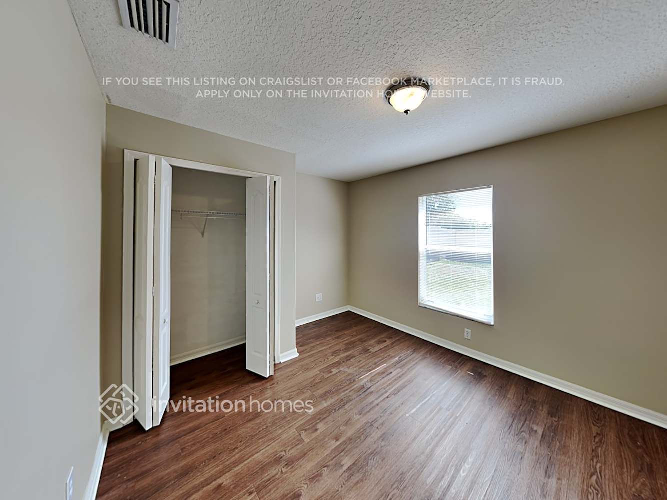 Building Photo - 11439 Village Brook Dr