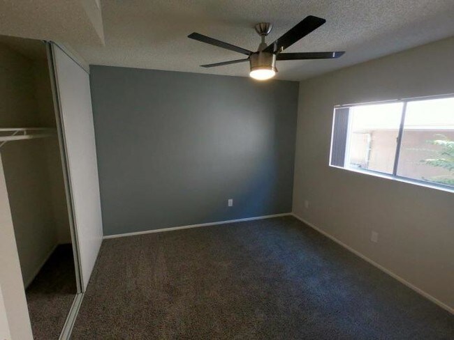 Building Photo - 1 bedroom in Sherman Oaks CA 91411