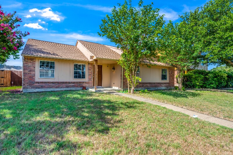 Building Photo - 5604 Perrin St