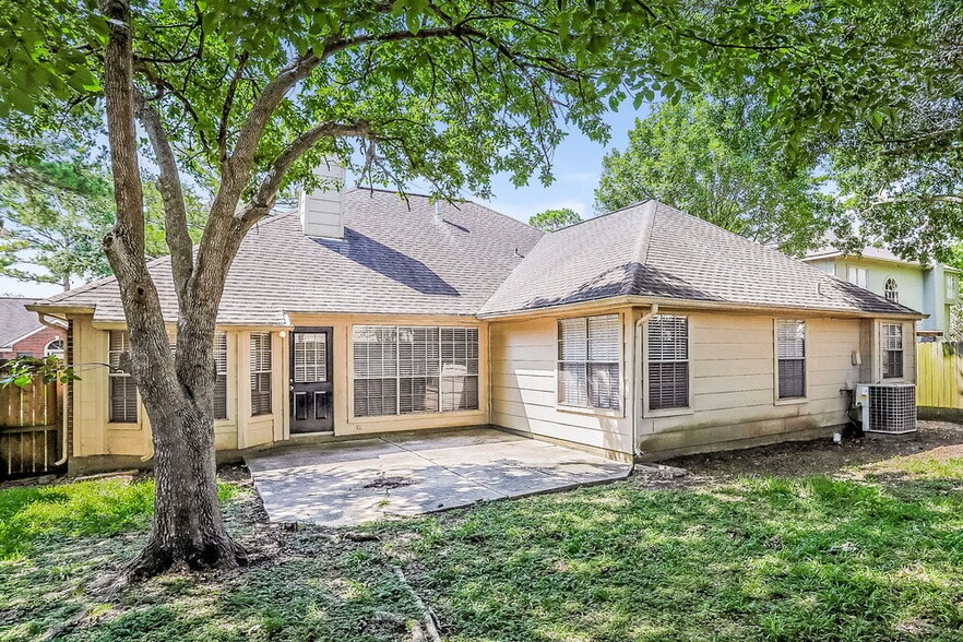 Building Photo - 4910 Stone Harbor Dr