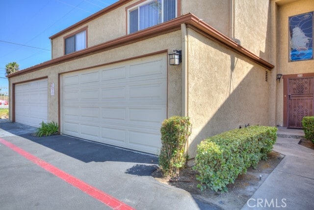 Building Photo - 555 S Azusa Ave