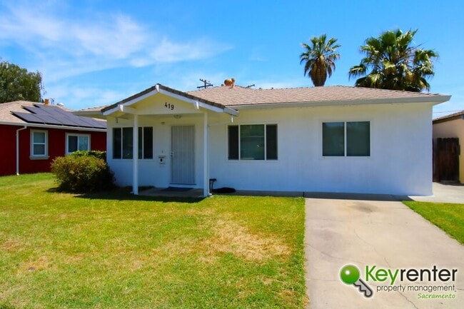 Building Photo - 419 Chaparral Way