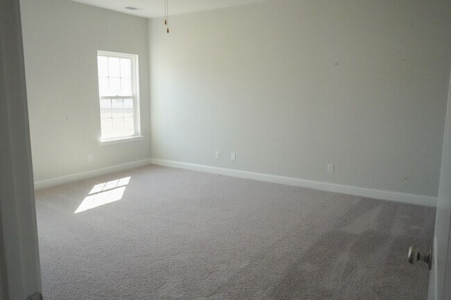 Building Photo - Available Soon!