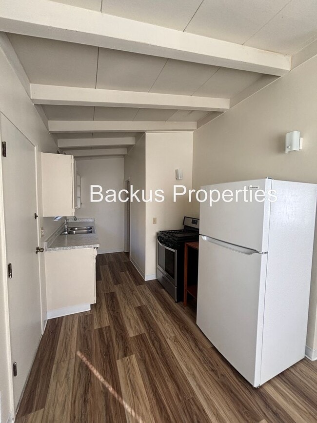 Building Photo - Close to Cannery Row- one bedroom unit in Monterey