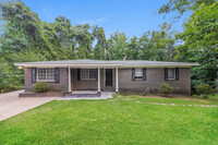 Building Photo - Cute Home on Bucks Dr