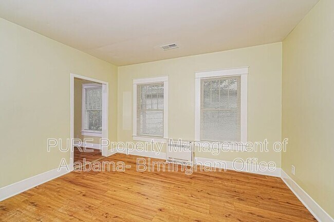 Building Photo - 8416 Division Ave