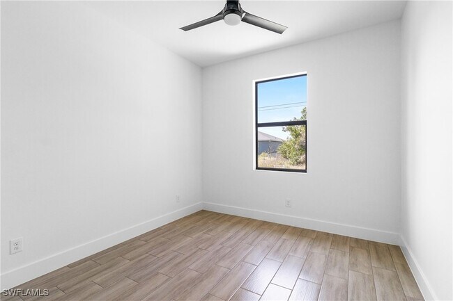 Building Photo - 2032 NE 20th Terrace