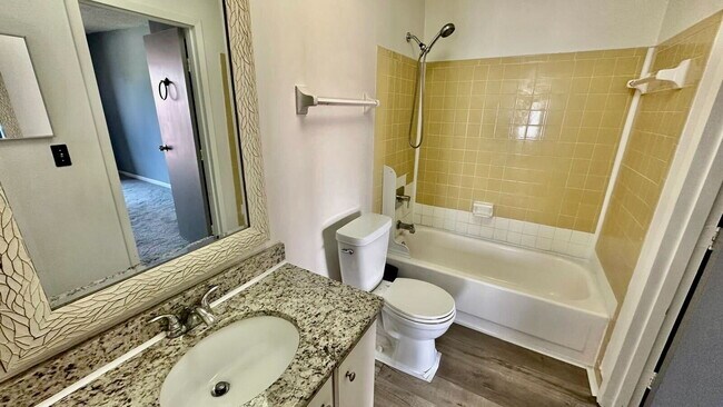 Building Photo - 2369 Tom Jones St