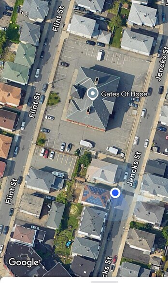 Building Photo - 143 Jencks St