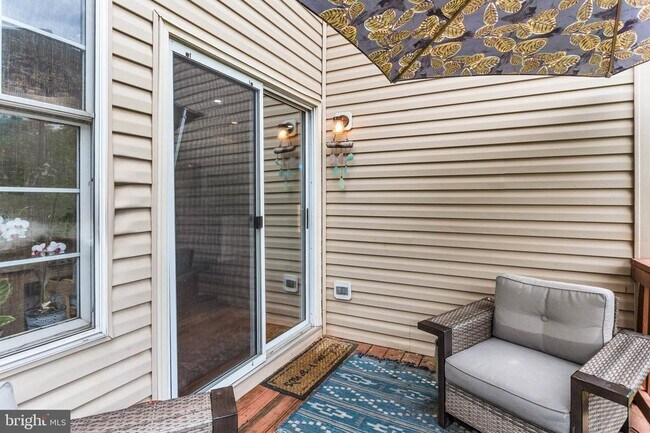 Building Photo - 2152 Millhaven Dr