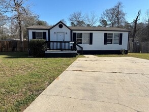 Building Photo - 16509 Brittany Way