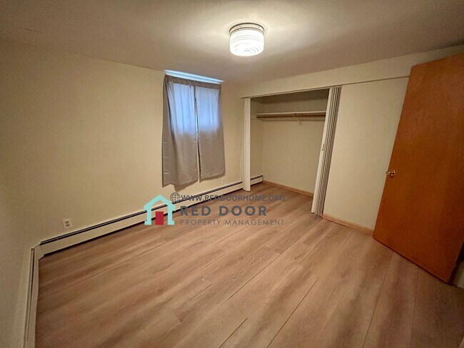 Building Photo - 3115 8th Ave N